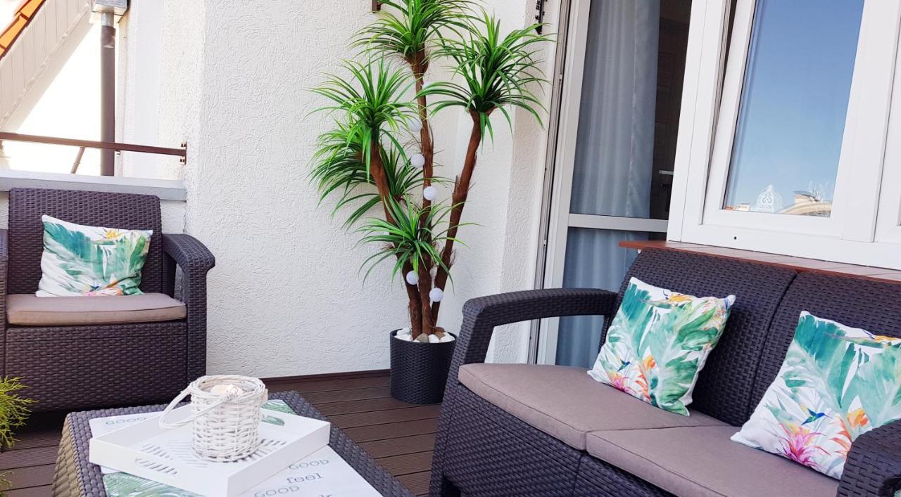 Apartament Z Garazem W Kolobrzegu Apartment Luaran gambar