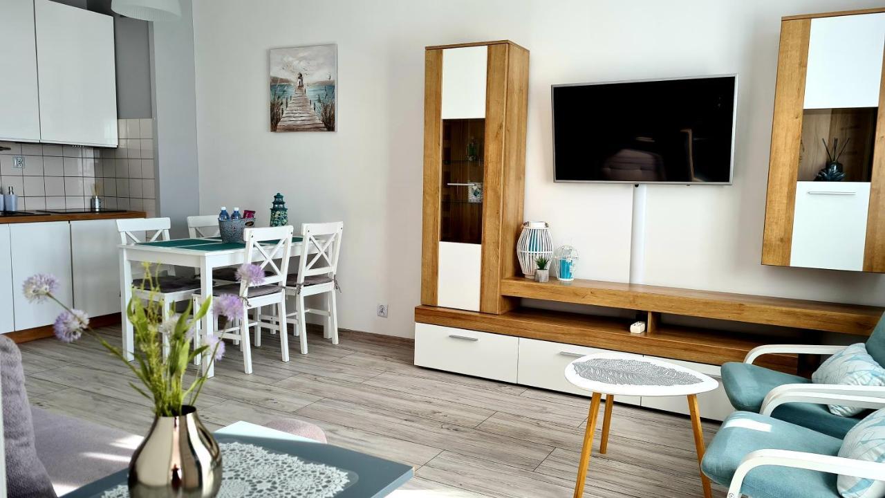 Apartament Z Garazem W Kolobrzegu Apartment Luaran gambar